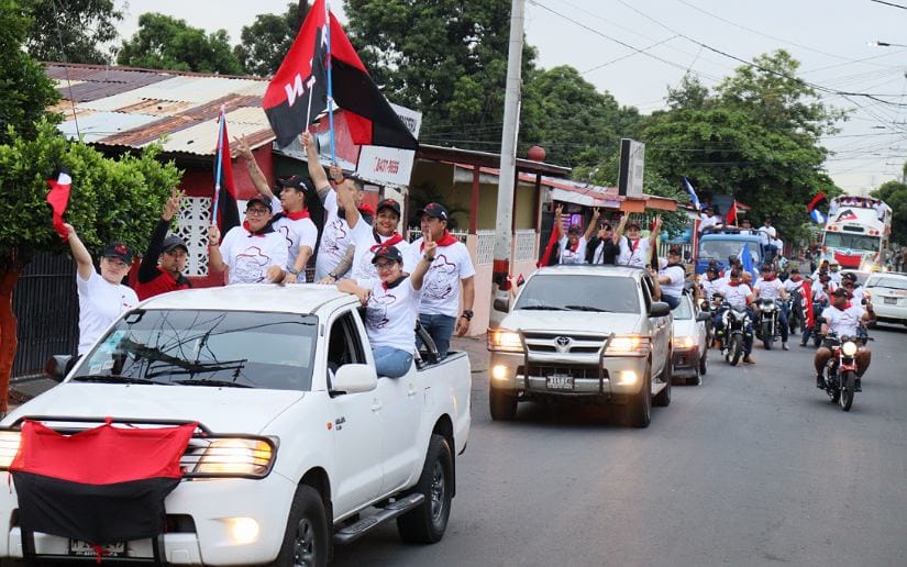 Empresa Portuaria Nacional realiza caravana en saludo al 43 19